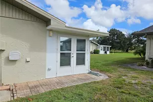 1905 Canterbury Ln, Sun City Center, FL 33573 - Photo 9