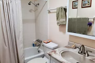 1905 Canterbury Ln, Sun City Center, FL 33573 - Photo 31