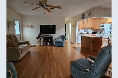 1905 Canterbury Lane #E-9, Sun City Center, FL 33573 - Photo 15