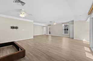 6620 Colony Dr S, Saint Petersburg, FL 33705 - Photo 41