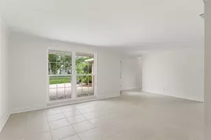 505 Oakwood Blvd, Oldsmar, FL 34677 - Photo 11