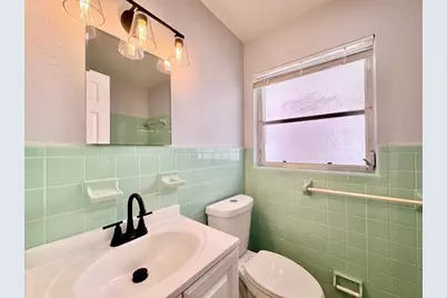 13337 1st Street E #B, Madeira Beach, FL 33708 - Photo 13