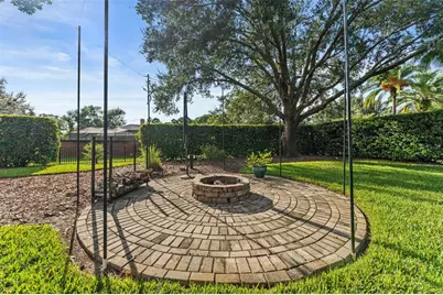 19708 Wellington Manor Boulevard, Lutz, FL 33549 - Photo 31