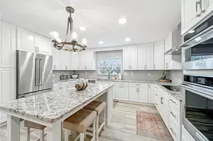 710 SE 1st Ct, Crystal River, FL 34429 - Photo 11