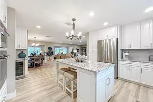 710 SE 1st Ct, Crystal River, FL 34429 - Photo 13