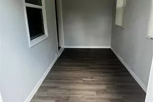 4700 10th Ave S, Saint Petersburg, FL 33711 - Photo 3