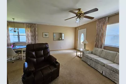 1811 Bedford Lane #163, Sun City Center, FL 33573 - Photo 7