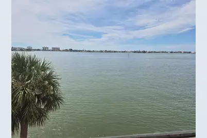 4750 Cove Circle #304, Saint Petersburg, FL 33708 - Photo 3