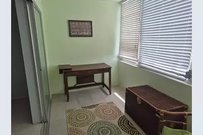 4750 Cove Circle #304, Saint Petersburg, FL 33708 - Photo 15