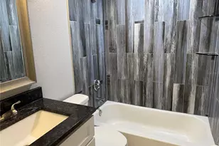 5208 Hill Dr, Zephyrhills, FL 33542 - Photo 17