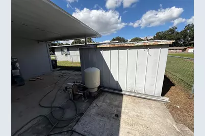 5208 Hill Drive, Zephyrhills, FL 33542 - Photo 41