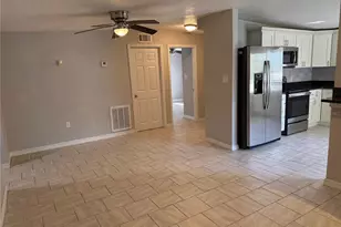 5208 Hill Dr, Zephyrhills, FL 33542 - Photo 15