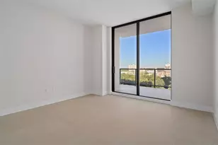 275 1st Ave S, Saint Petersburg, FL 33701 - Photo 17