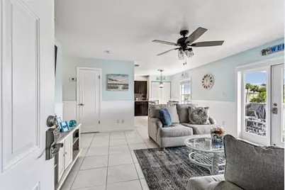 5116 Beach Drive SE #D, Saint Petersburg, FL 33705 - Photo 5