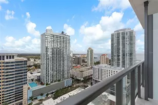 275 1st Ave S, Saint Petersburg, FL 33701 - Photo 17