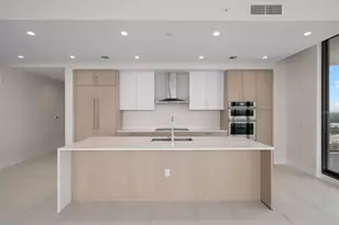 275 1st Ave S, Saint Petersburg, FL 33701 - Photo 11