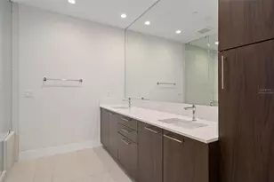 275 1st Ave S, Saint Petersburg, FL 33701 - Photo 19