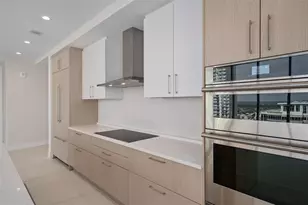 275 1st Ave S, Saint Petersburg, FL 33701 - Photo 11