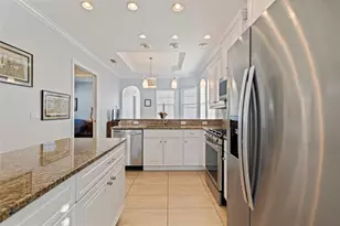 6101 Yeats Manor Dr, Tampa, FL 33616 - Photo 11