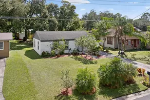 410 Bassedena Cir S, Lakeland, FL 33805 - Photo 27