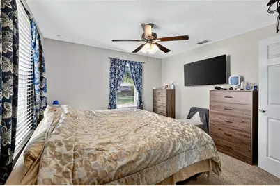 410 Bassedena Circle S, Lakeland, FL 33805 - Photo 17