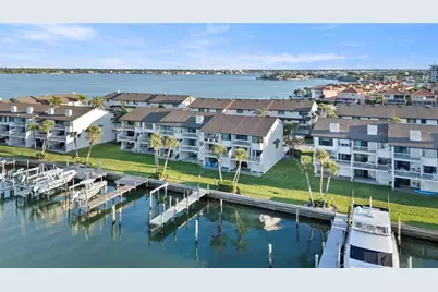 150 Marina Del Rey Court, Clearwater Beach, FL 33767 - Photo 5