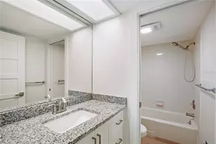 150 Marina Del Rey Ct, Clearwater Beach, FL 33767 - Photo 21