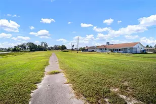 609 Fox Hills Dr, Sun City Center, FL 33573 - Photo 41