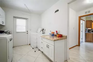 609 Fox Hills Dr, Sun City Center, FL 33573 - Photo 25