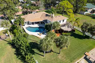 1100 Friendly Wy S, Saint Petersburg, FL 33705 - Photo 49