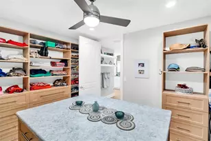 1100 Friendly Wy S, Saint Petersburg, FL 33705 - Photo 17