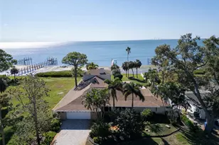 1100 Friendly Wy S, Saint Petersburg, FL 33705 - Photo 3