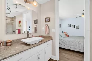 1100 Friendly Wy S, Saint Petersburg, FL 33705 - Photo 27