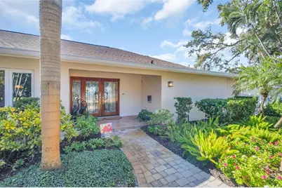 1100 Friendly Way S, Saint Petersburg, FL 33705 - Photo 5