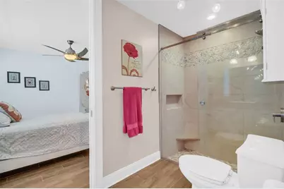 1100 Friendly Way S, Saint Petersburg, FL 33705 - Photo 37