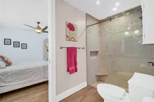 1100 Friendly Wy S, Saint Petersburg, FL 33705 - Photo 37