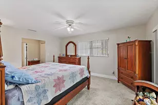 1460 89th Ave N, Saint Petersburg, FL 33702 - Photo 17