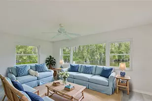 2026 Hawkhurst Cir, Sun City Center, FL 33573 - Photo 7