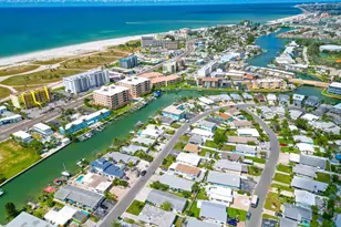 11295 1st St E, Treasure Island, FL 33706 - Photo 13