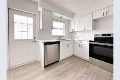 11295 1st Street E, Treasure Island, FL 33706 - Photo 39