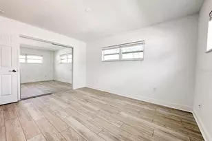 11295 1st St E, Treasure Island, FL 33706 - Photo 53