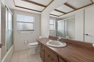 1575 Burnham Ln, Dunedin, FL 34698 - Photo 11