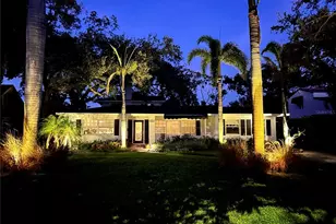 311 Sunset Dr N, Saint Petersburg, FL 33710 - Photo 13