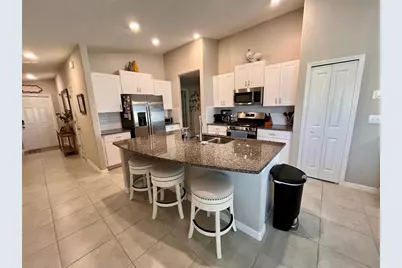 9402 Lemon Drop Loop, Sun City Center, FL 33573 - Photo 5