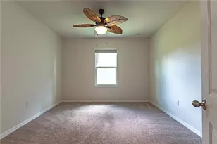 35525 Stella Vast Dr, Zephyrhills, FL 33541 - Photo 25