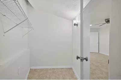 6009 Theresa St, Tampa, FL 33615 - Photo 19