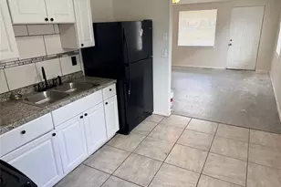 514 61st Ave Terrace E, Bradenton, FL 34203 - Photo 7