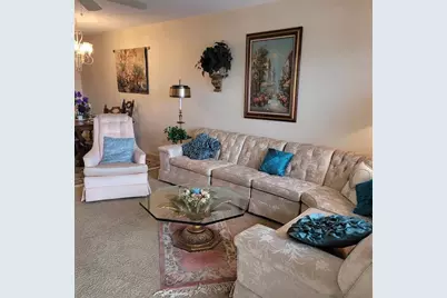 4920 Locust Street NE #203, Saint Petersburg, FL 33703 - Photo 5