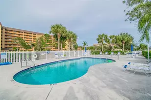 5 Island Park Pl, Dunedin, FL 34698 - Photo 5