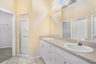 188 Tall Trees Ct, Sarasota, FL 34232 - Photo 17